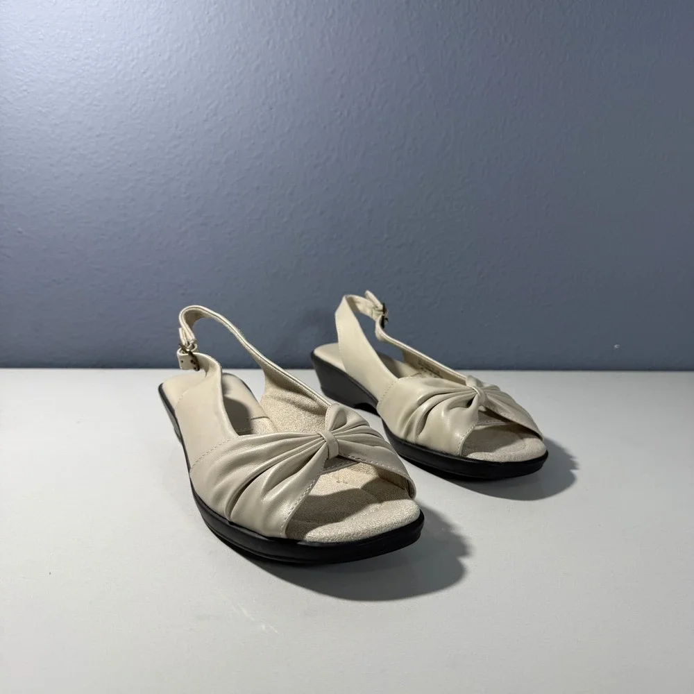 Easy Street‎ Womens 9.5 N Cream Slingback Wedge Sandals Ruched Peep Toe 30-5294